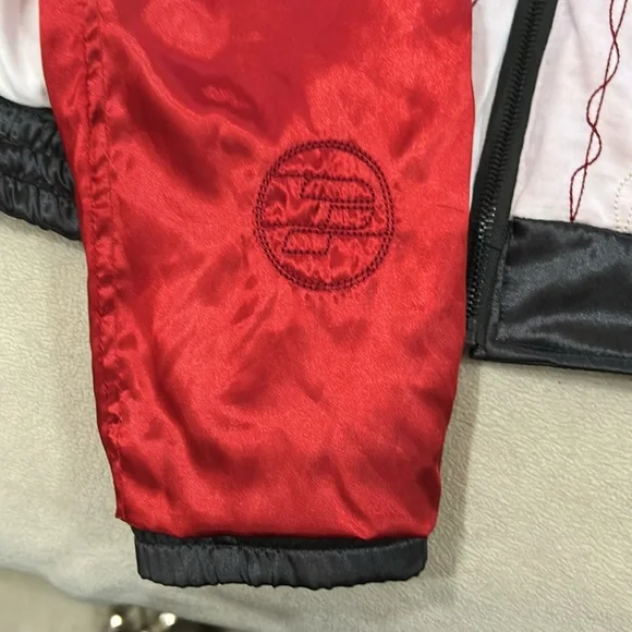 Vintage 1990s Reversible Pepe Jeans Jacket Size M. Red, White & Charcoal Gray. - Picture 13 of 16